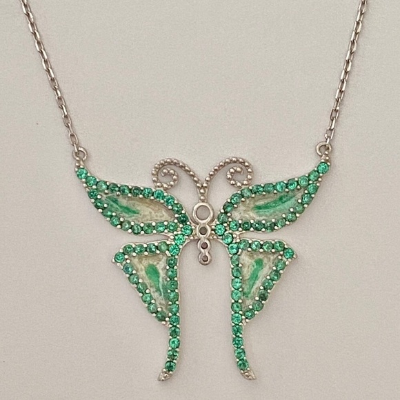 🦋925 Silver green butterfly necklace - Picture 2 of 8
